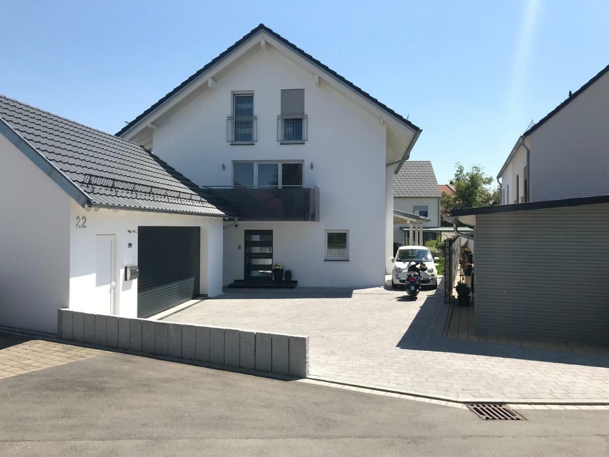 Ferienwohnung Am Zeppelin Hangar Friedrichshafen Ngoại thất bức ảnh